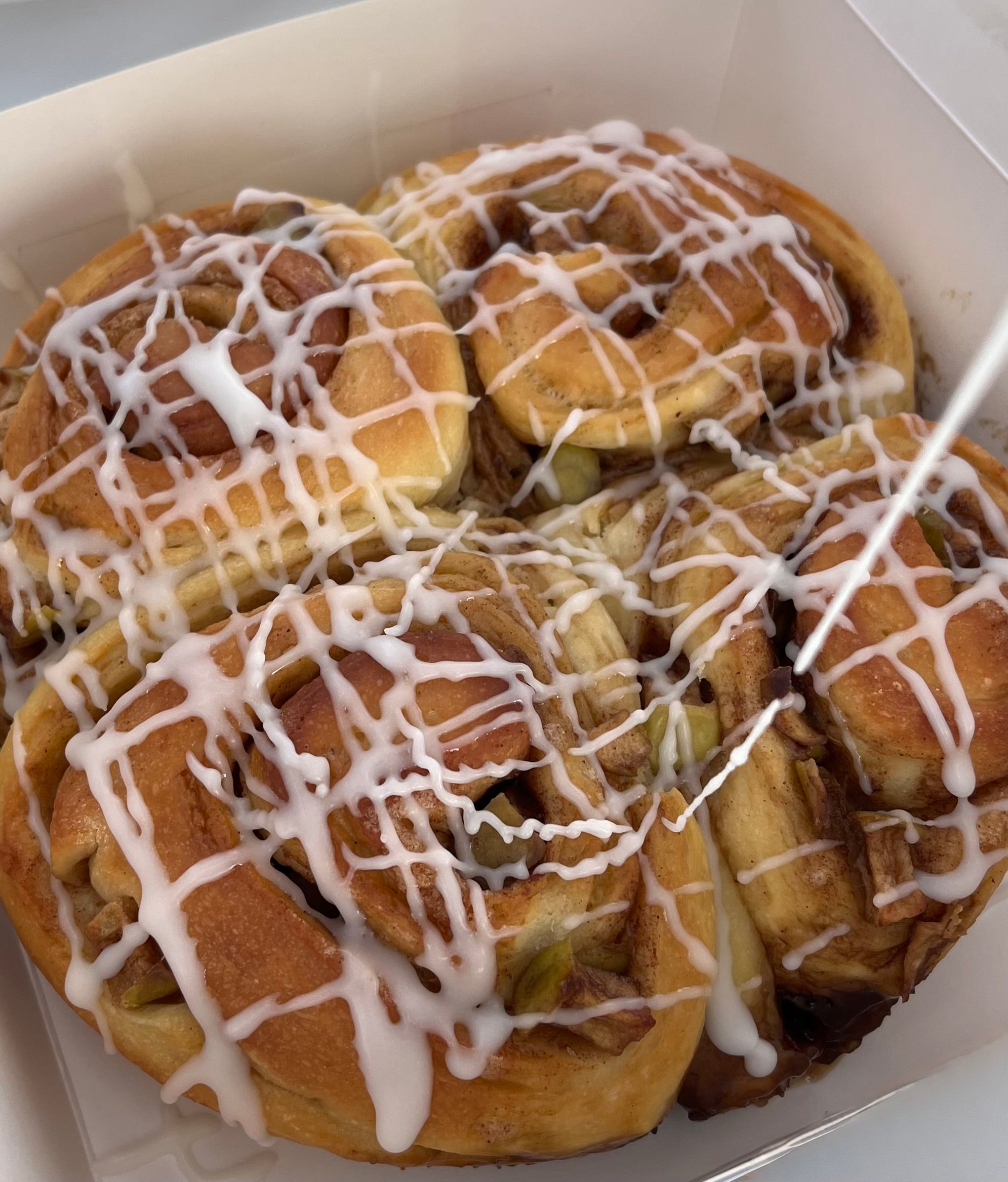 Classic Sourdough Cinnamon Rolls (4 Pack)